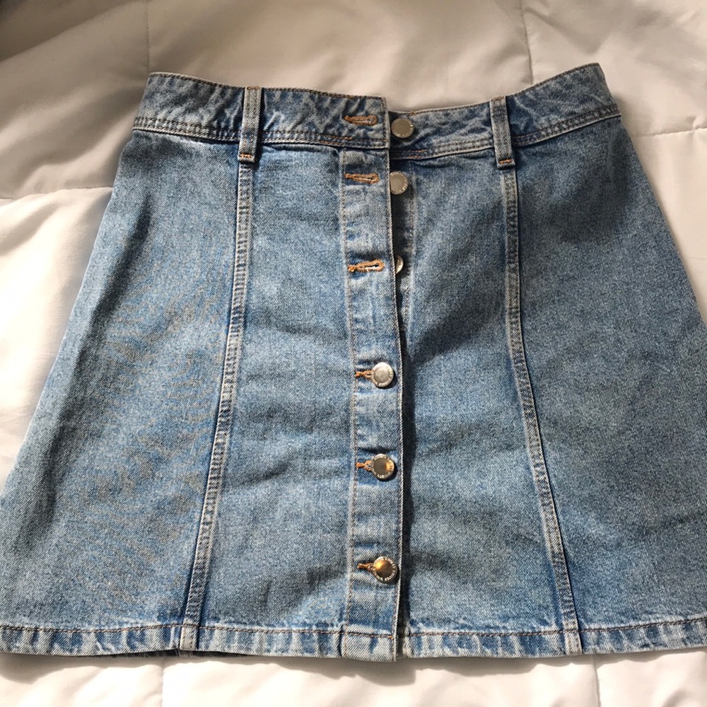 Denim Skirt with Buttons! H&M